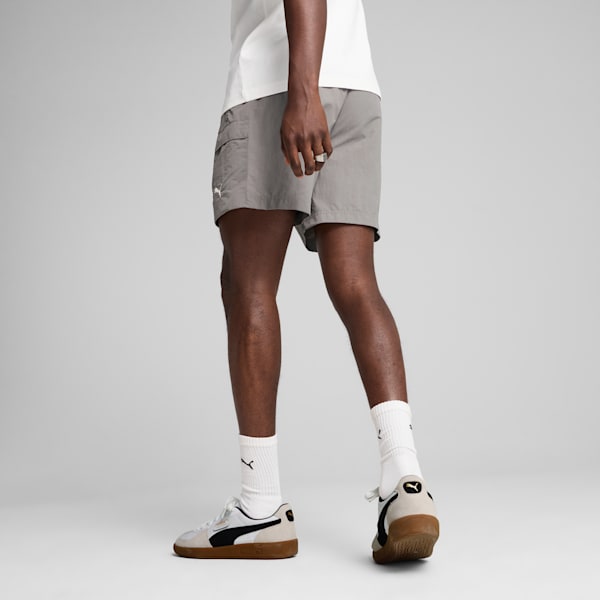WARDROBE ESSENTIALS Men's Relaxed 6" Cargo Shorts, Cast Iron, extralarge